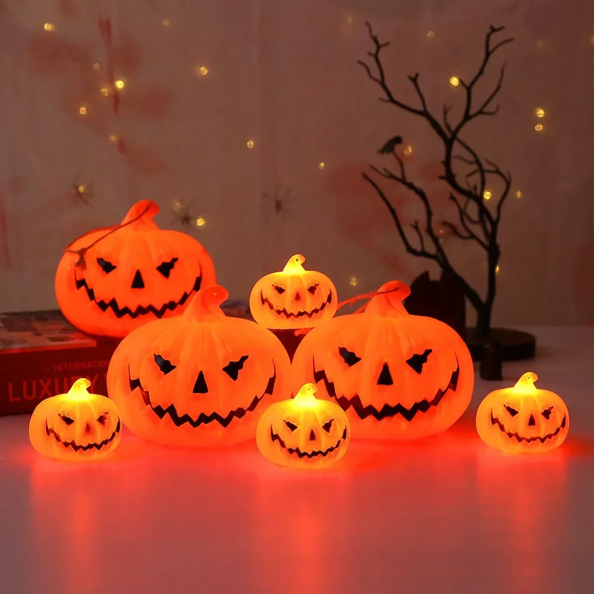 Festival Party Atmosphere LED Pumpkin Lantern Halloween Ghost Face Glow in The Dark Decor Ornament Christmas Gift Home Light