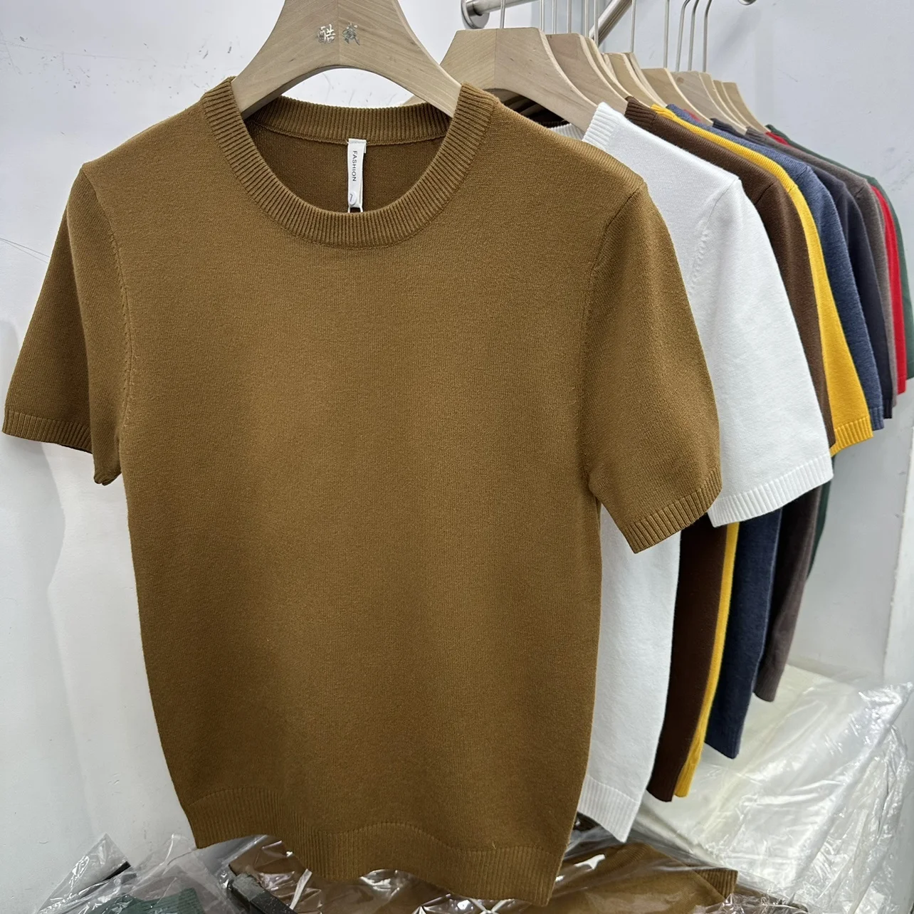 

Casual Knitted ort Sve round Ne Men's T-irt Breathable Skin-friendly Elastic Polyester Fiber Youth Faion Base irt