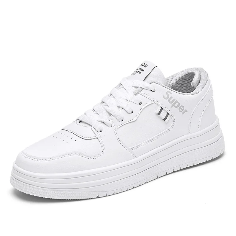 Zapatos blancos clásicos para hombre, zapatillas de tablero informales superligeras, deportivas transpirables de fondo plano para jóvenes, novedad de 2024