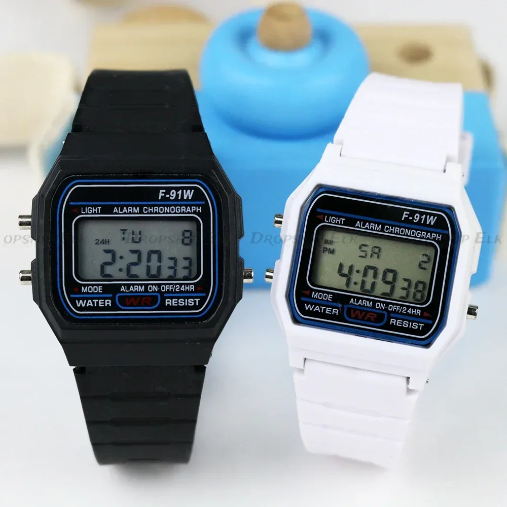 Sportowe zegarki cyfrowe LED Dzieci Prosta mała kwadratowa tarcza Elektroniczny zegarek Silikonowy pasek Moda Casual Męski zegarek Prezent dla przyjaciela