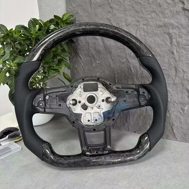 Picture 7: Forged carbon fiber material steering wheel with white stitching design suitable for VW Golf 7 7.5 GTI GTD GTE R 2013-2020