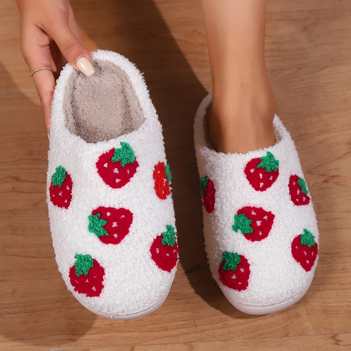 

Home Cotton Slippers Warm Winter Soft Comfortable Couples Shoes Women Men Thick Sole Bedroom Plush Slides Indoor Non-slip Flats