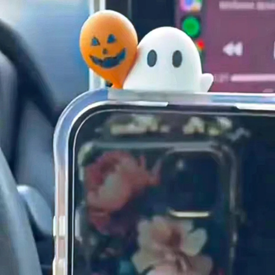 Halloween Ghost Figurine Halloween Series Blind Box Genuine telephone Screen Decoration Birthday Gift Mysterious Surprise