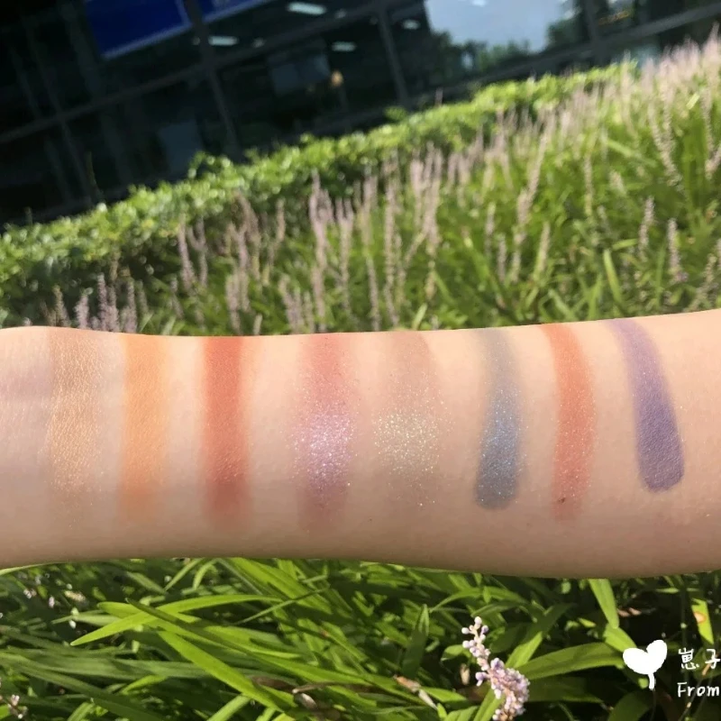 لوحة ظلال عيون Flower Knowns Limited Edition Jellyfish Meteor Fifteen لونًا