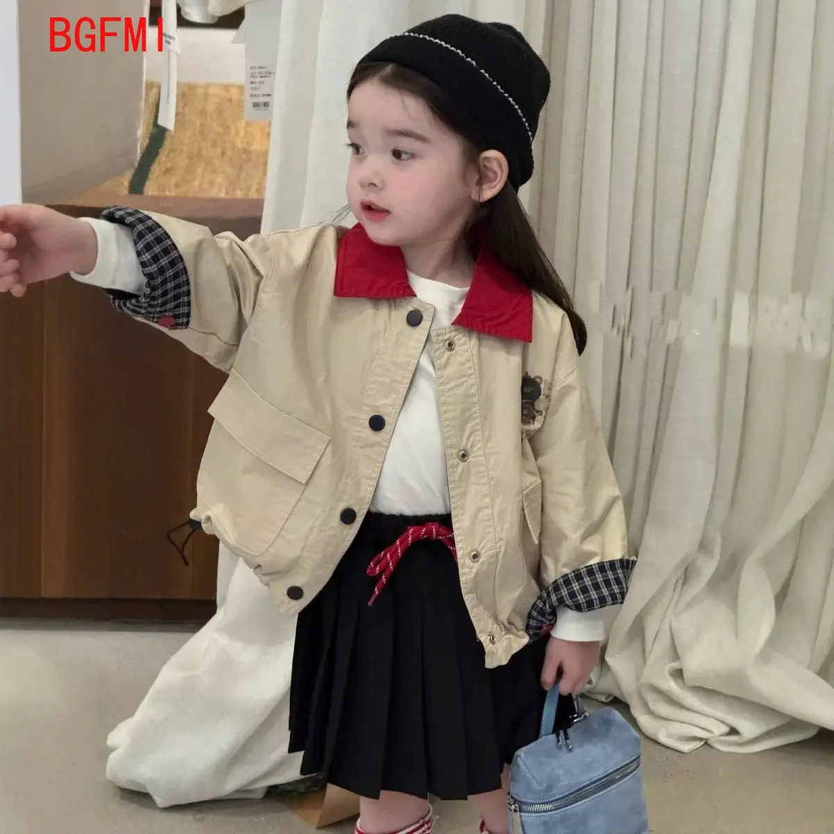 

Новинка 2023 года, весенне-осенняя одежда, детское клетчатое пальто для мальчиков и девочек, модный топ с отложным воротником, двусторонняя куртка с героями мультфильмов для младенцев от 1 до 10 лет