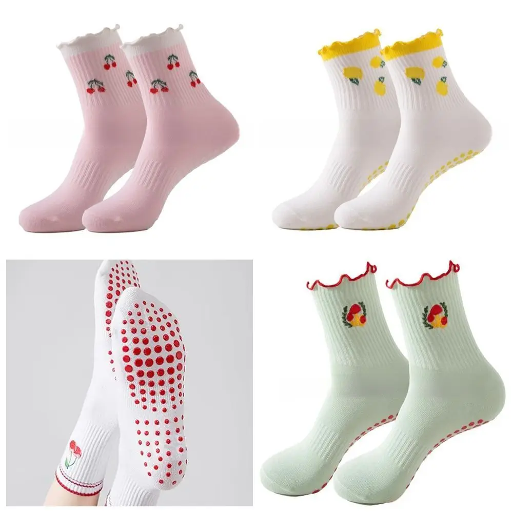 New Cotton Pilates Socks Breathable Harajuku Street Cherry Embroidery Socks Sweat-absorbent Non-Slip Grip Yoga Socks