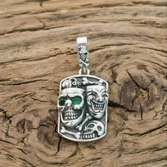 

Trendy men's S925 sterling silver Thai silver skull square card single universal buckle pendant retro street versatile pendant n