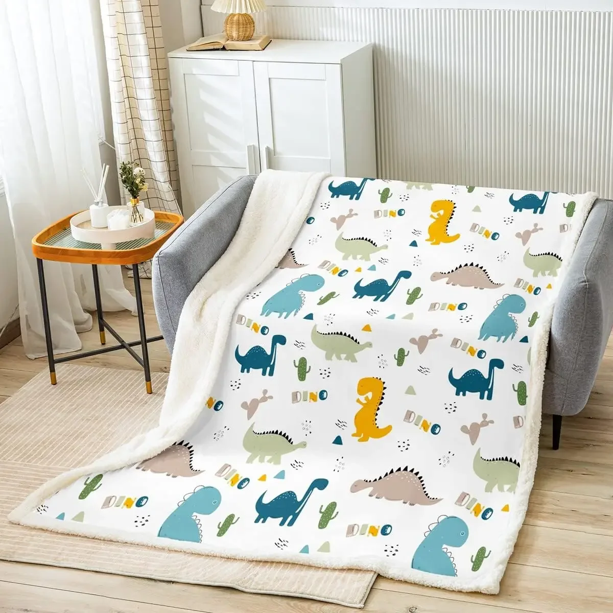 Cute Dinosaur Throw coperta Cartoon Cactus Plants coperta da letto per bambini adolescenti ragazzi ragazze Room Decor animali selvatici in pile