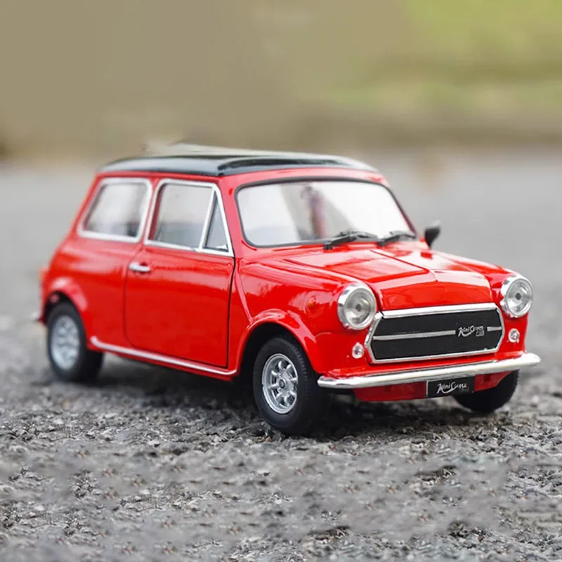 

Willy FX 1:24 Scale Mini Cooper 1300 Simulation Alloy Toy Car Model Static Decoration Gift Souvenirs