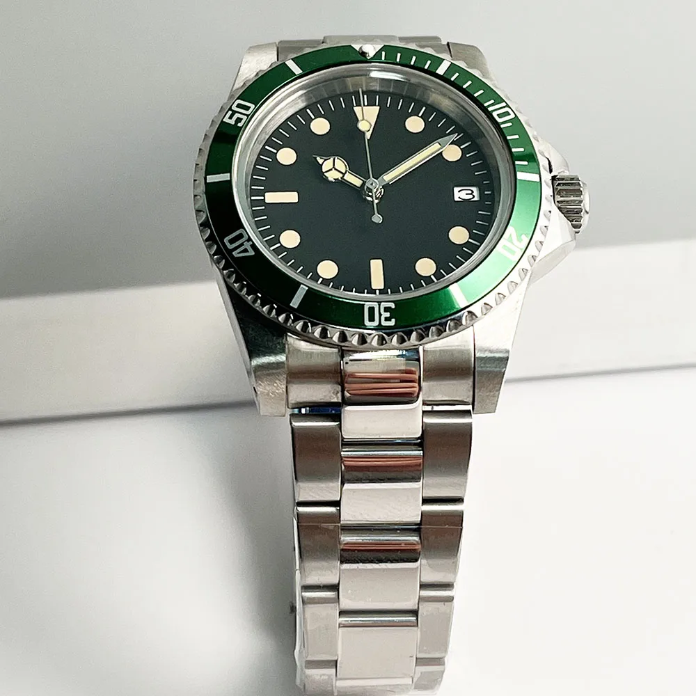 

Luxury Men's Watch, Waterproof One-way Bezel, 39mm Sapphire Mechanical Clock Diving NH35 Men's Automatic Watch Green Dial