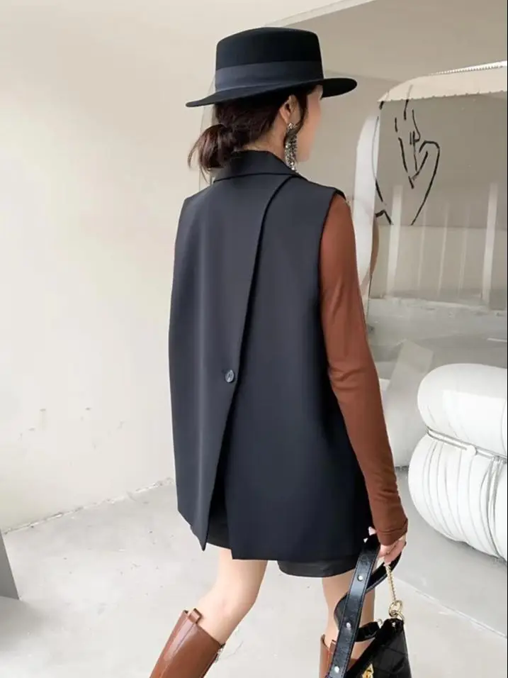 Fashion Trends Loose 2023 New Two Buckle Horse Clip Female Spring and Autumn Outside the Suit Vest Jacket Design Sense Niche