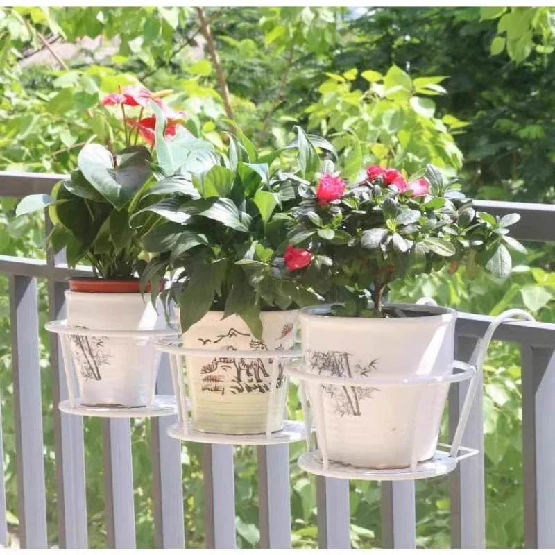 Round Metal Hanging Planters Iron Wall Mounted Flower Pot Holder Perfect For Balcony Garden & Indoor Decor