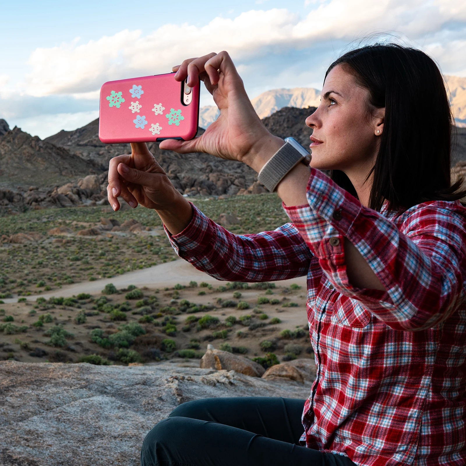 

60Pcs Christmas Snowflake Resin Accessories Reusable Flatback Charms for DIY Gifts Home Wedding Decor Snowflake Craft