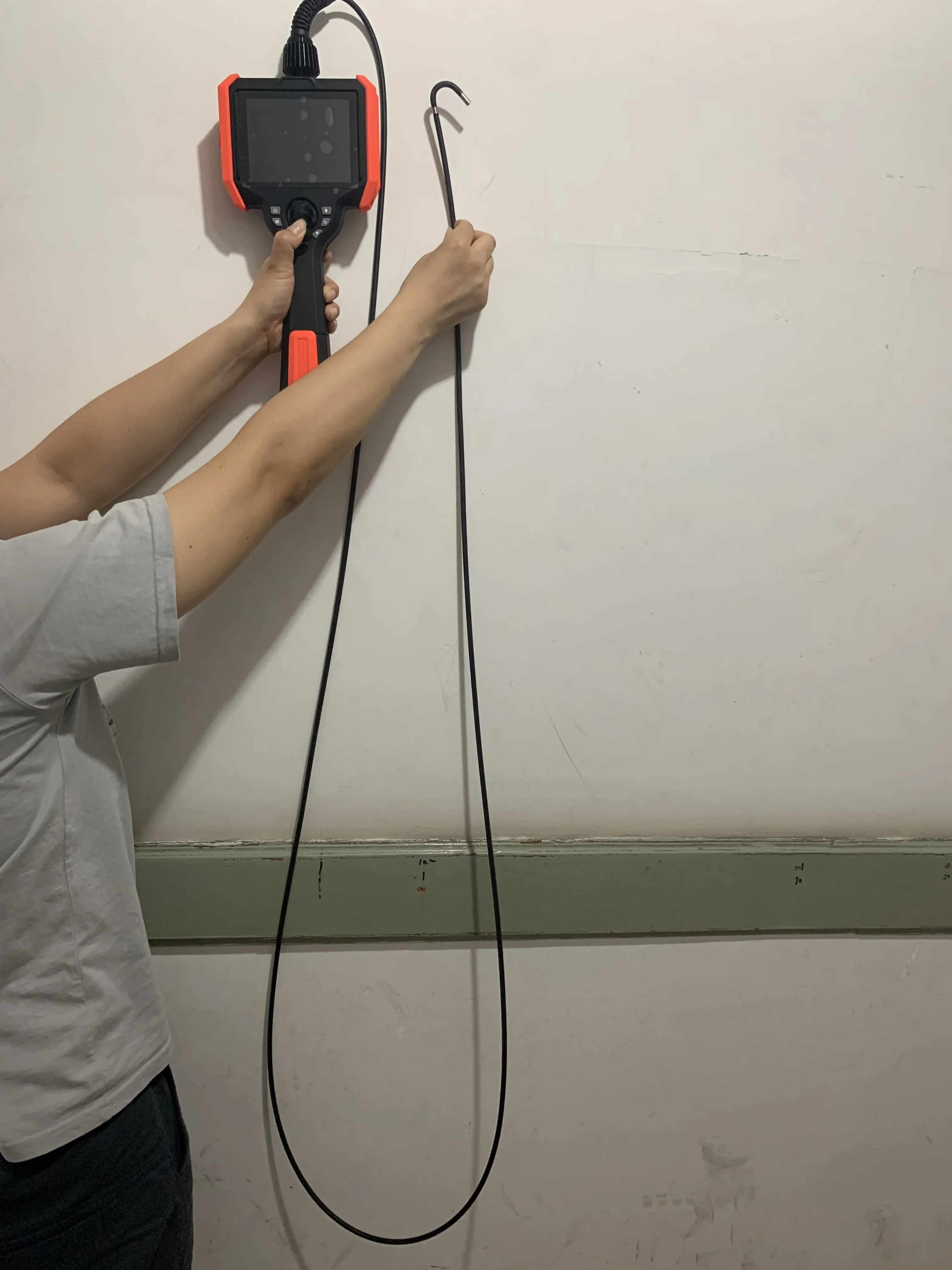 Videoscopio endoscópico industrial con lente de cámara de 6 mm, cable trenzado de tungsteno para cámara de inspección Angel Rocker 360