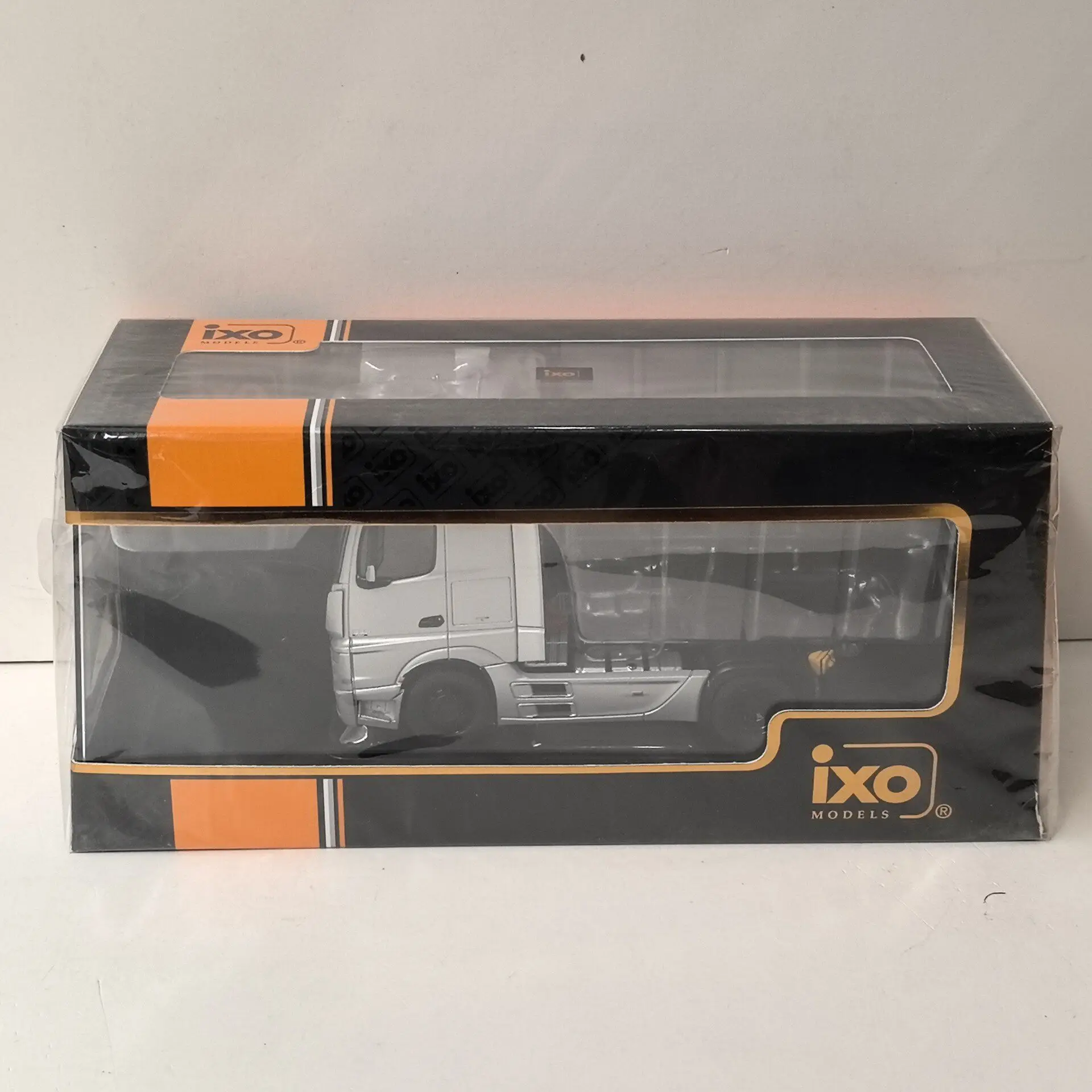 The Left Foot Is No…