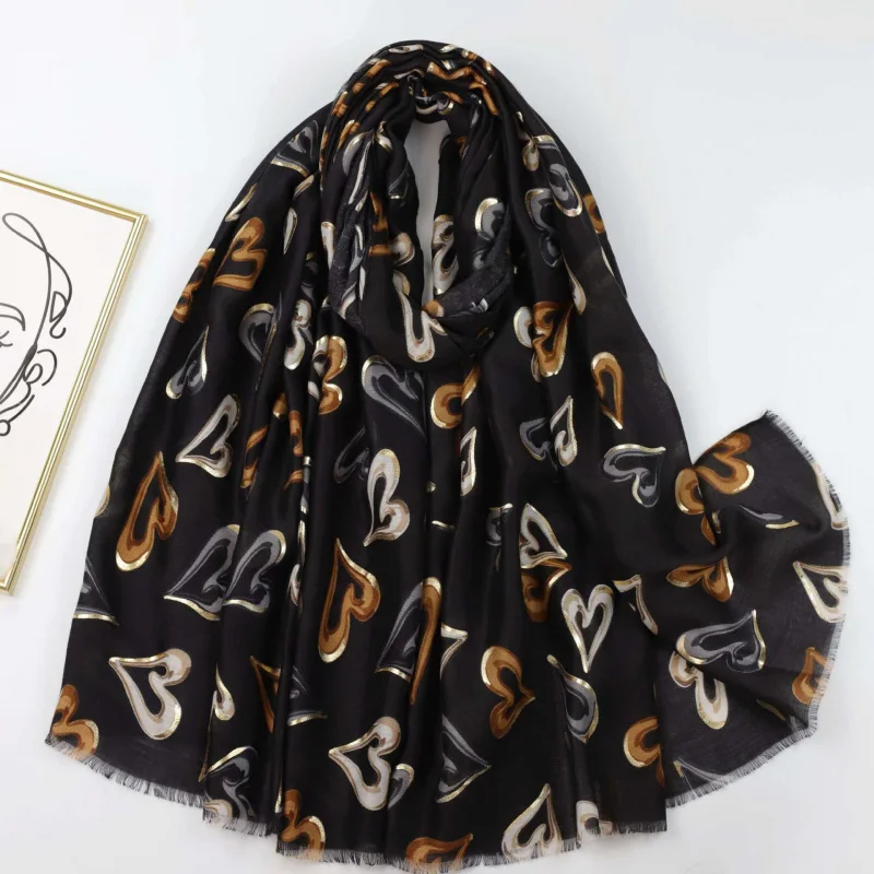 

Gold Stamped Heart32Прямые продажи с фабрики2024Новый атласный хлопковый длинный шарф с принтом для отпуска Protecti