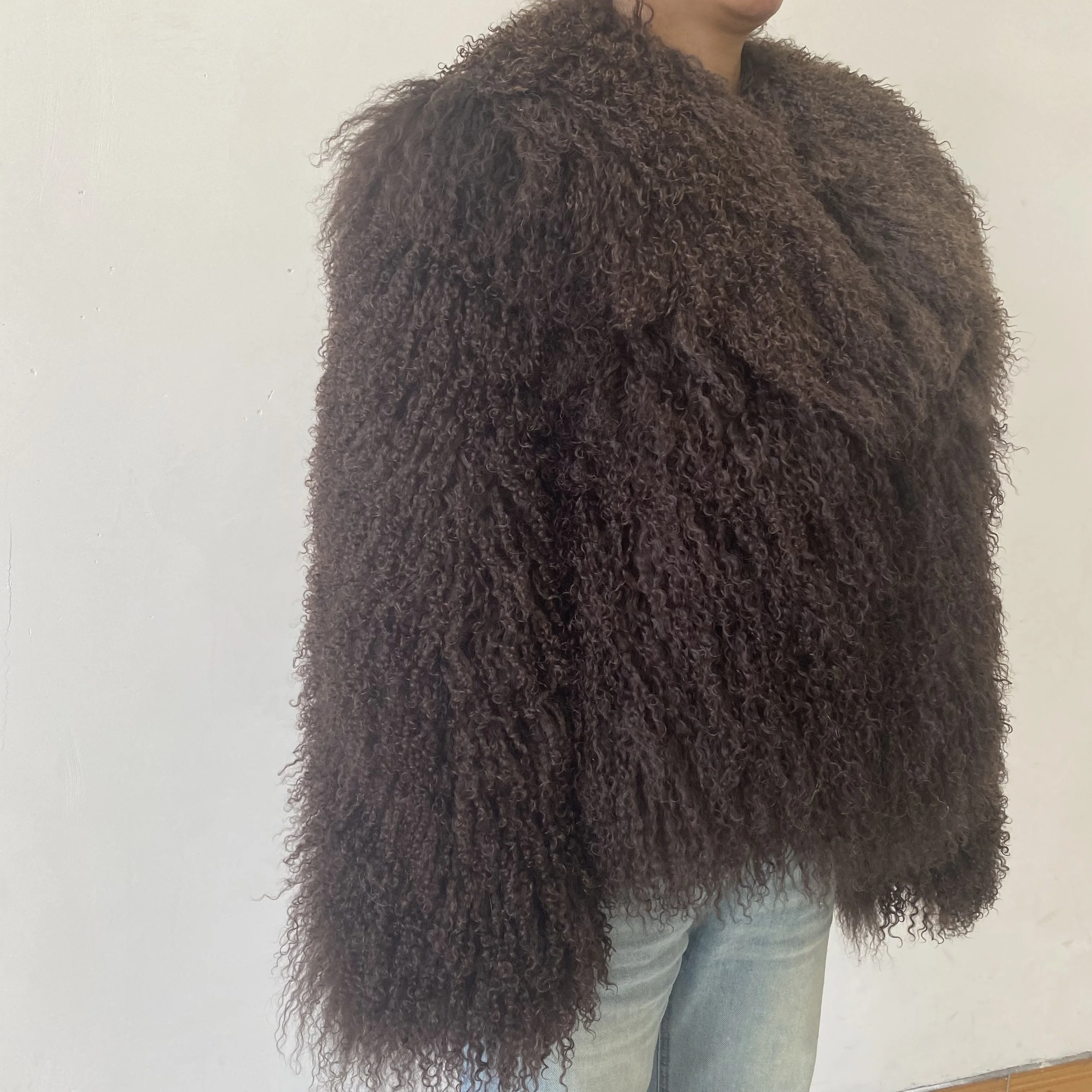 Рисунок 3 - Женское зимнее теплое пальто из