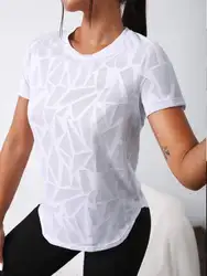 Womens Chic Geometric Print T-Shirt - Flattering Curved Hem Lightweight Crew Neck Short Sleeves - Perfect Casual Top for Sprin