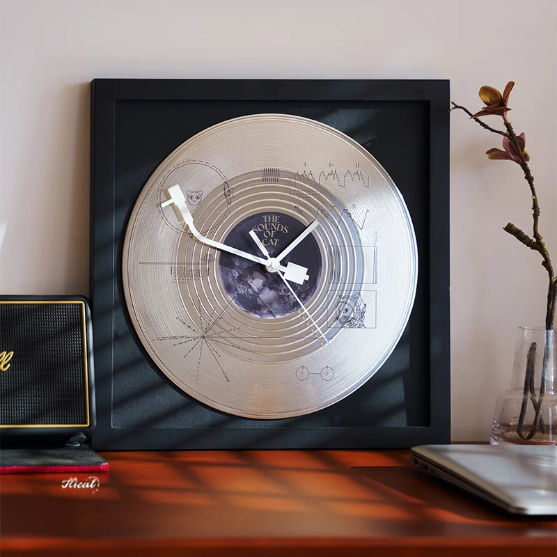 Record wall clock color trend modern art light luxury home design decorative clock