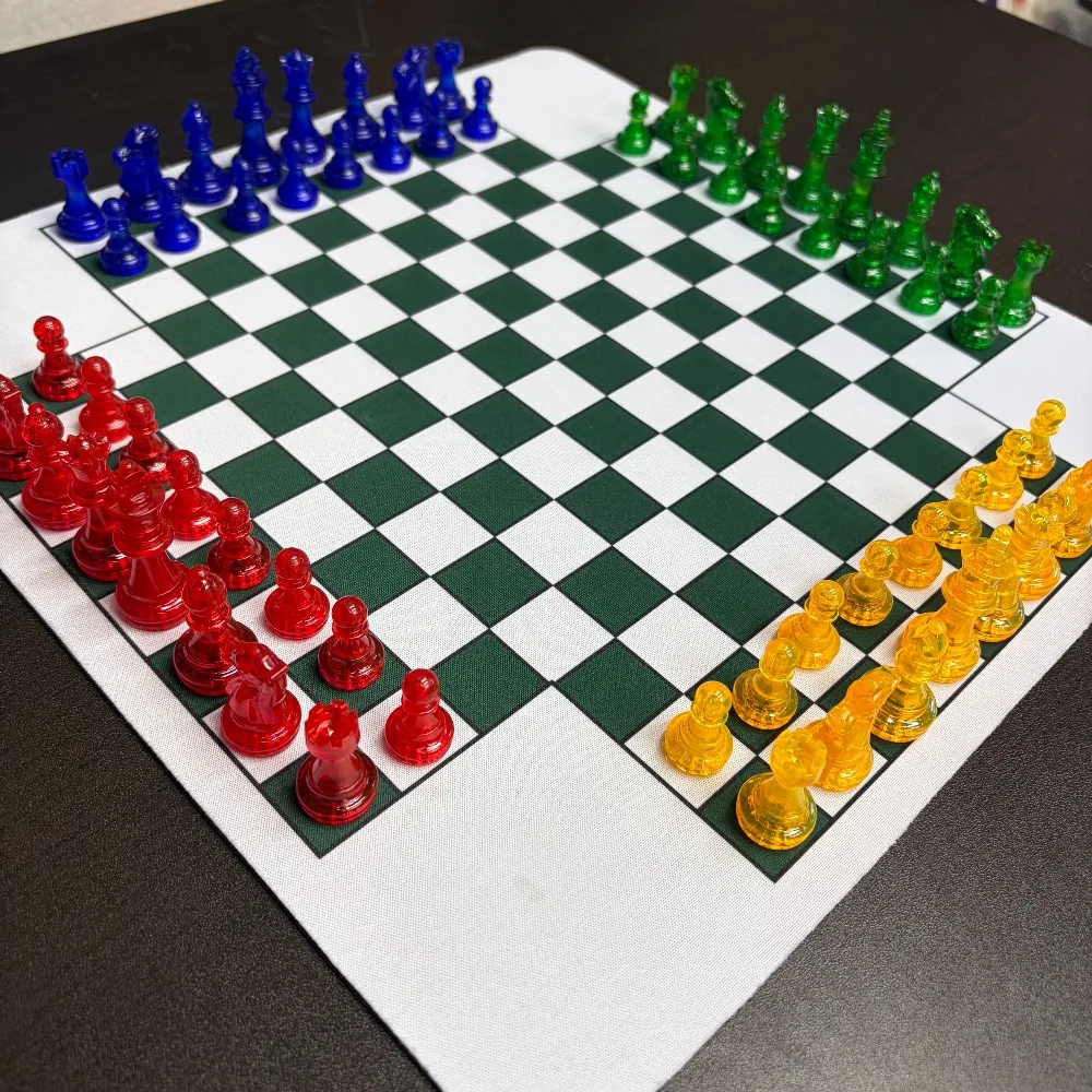 4 Players Chess , Translucent Pieces, 1 pc 35cm/13.78in Chess mat 64pcs Colorful Chess（4 different color 16 PCS per color） view 5