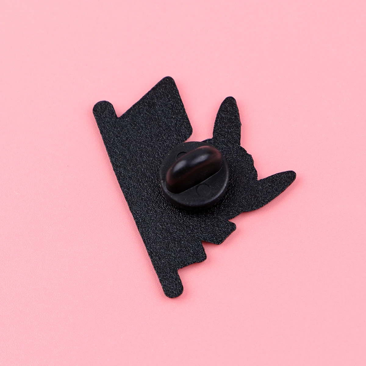 Alfinetes de lapela de anime japonês fofos para mochila masculina, broche esmaltado para pasta, broche para roupas, acessórios de joias, brinquedos