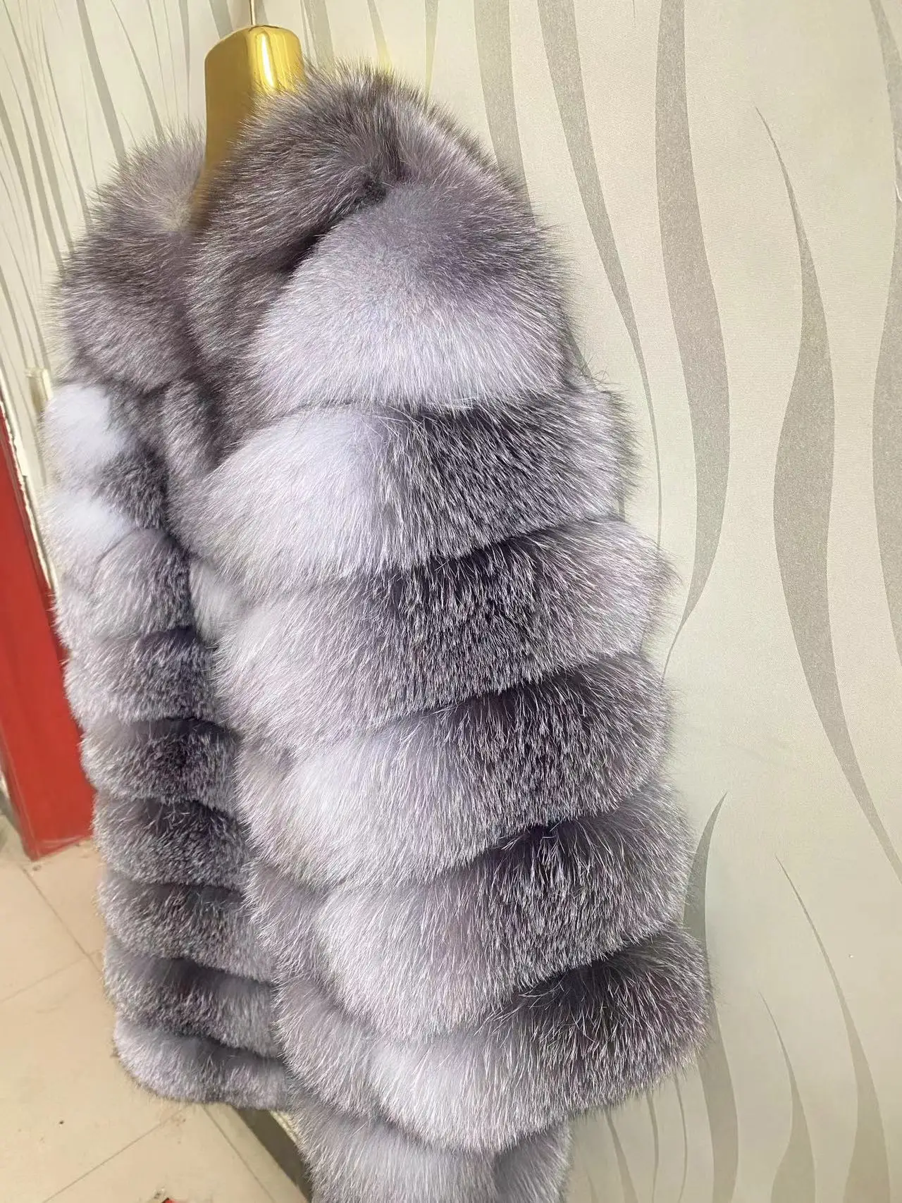 Natural Fox Fur Silver Fox Coat Women\'s Short Winter Beautiful 100% Real Red Fox Fur Genuine Leather Keep Warm Fashion