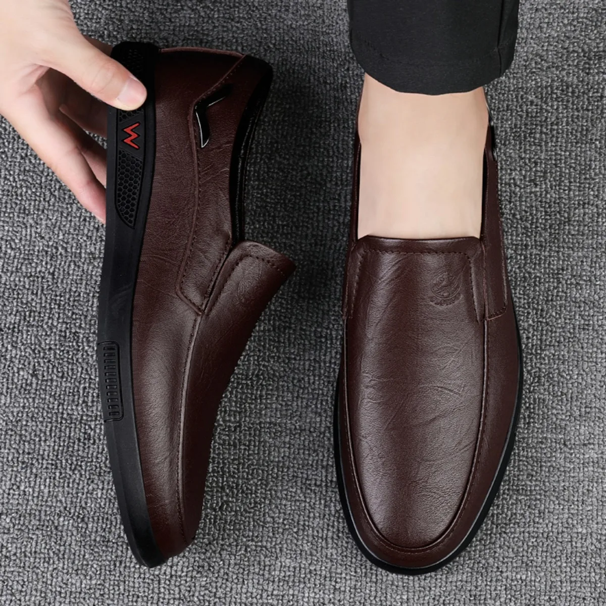 

Men's Handmade Business Shoes - Non-Slip Rubber-Soled Leather Footwear, Comfortable Casual Shoes for Office & Leisure Wear