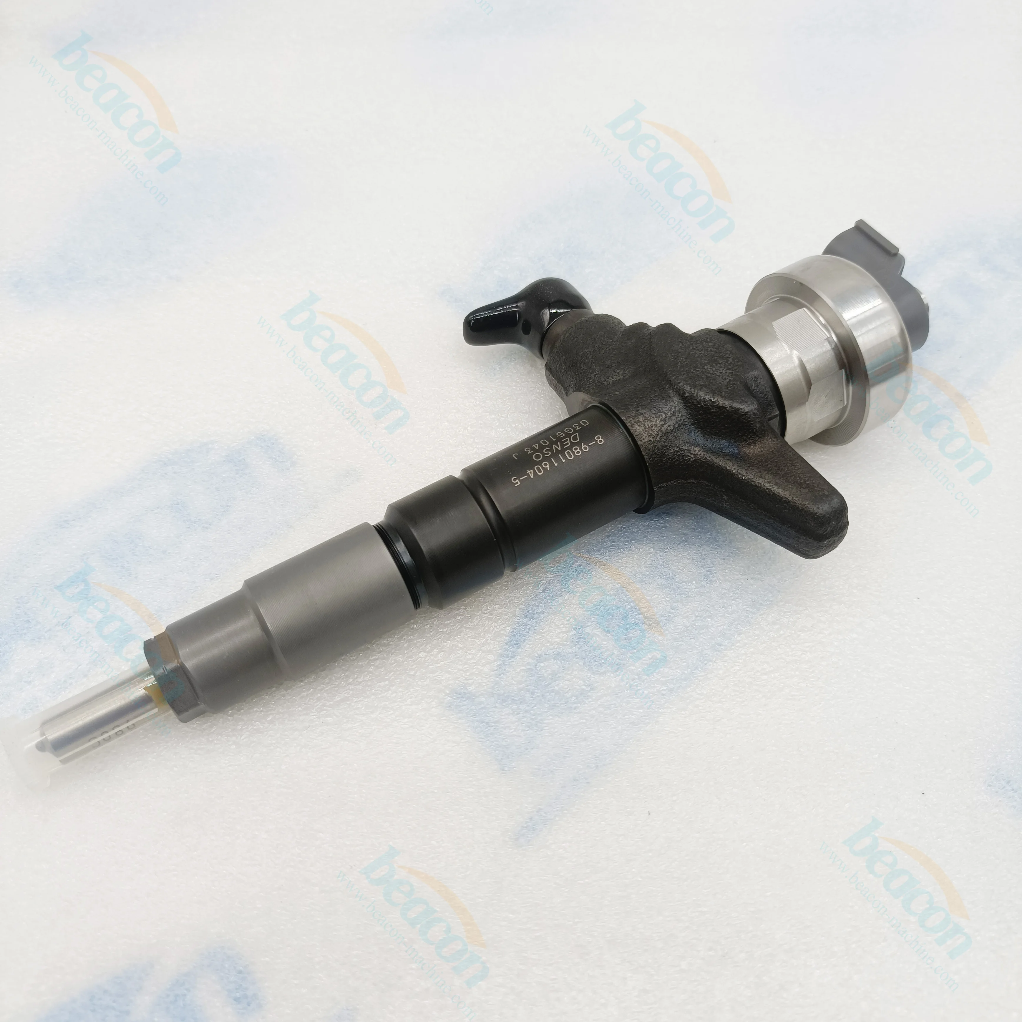 

Original New Injectors 095000-6980 For Car Di esel Engine Parts