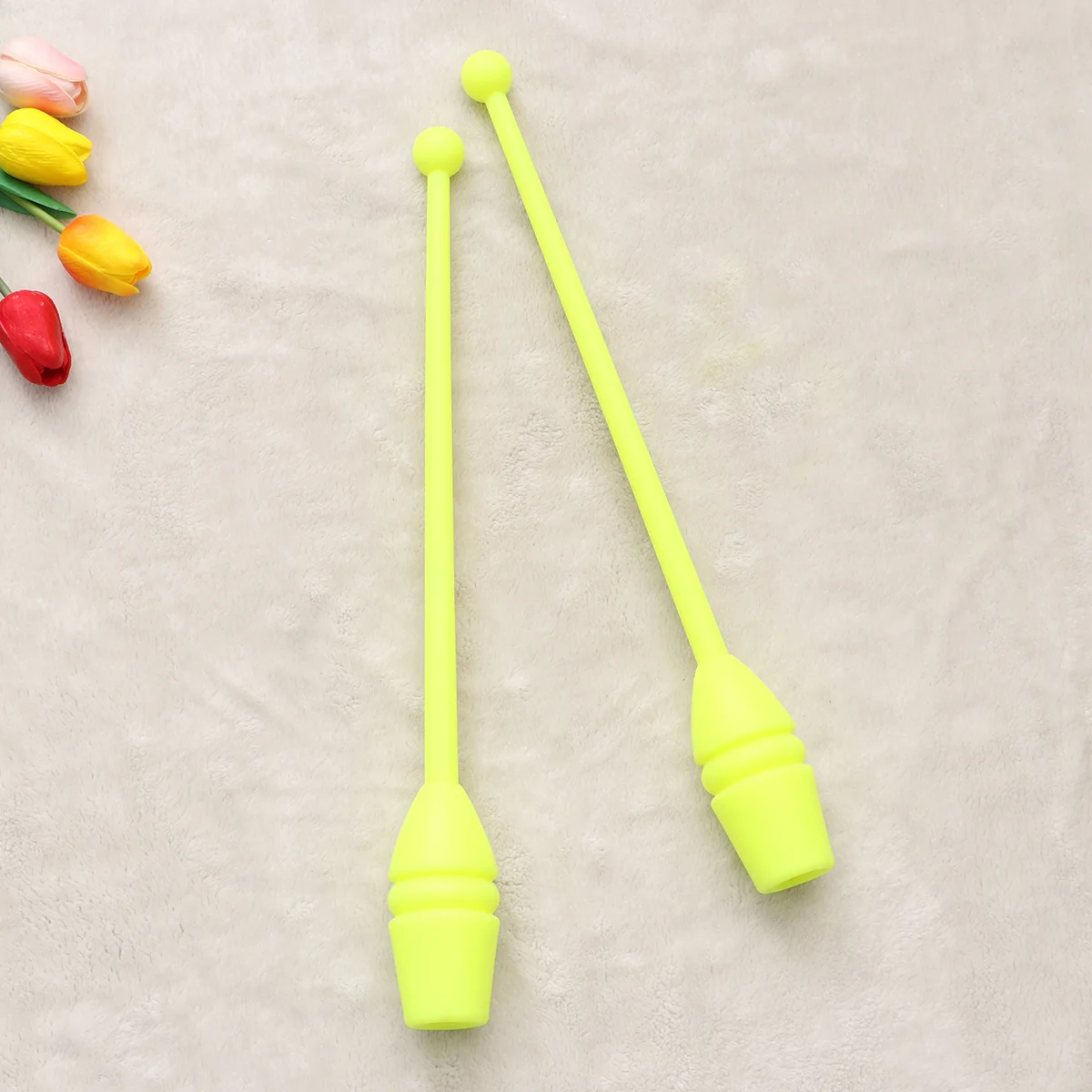 1 Pair Artistic Gymnastics Stick Rhythmic Gymnastics Stick Dancing Sports Fitness Equipment for Children Adults (Yellow)