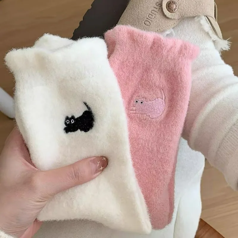 Mini Cat Plush Socks Women Winter Thicken Warm Mink Velvet Cream White Simple Cozy Hairy Women Middle Tube Sleeping Stockings