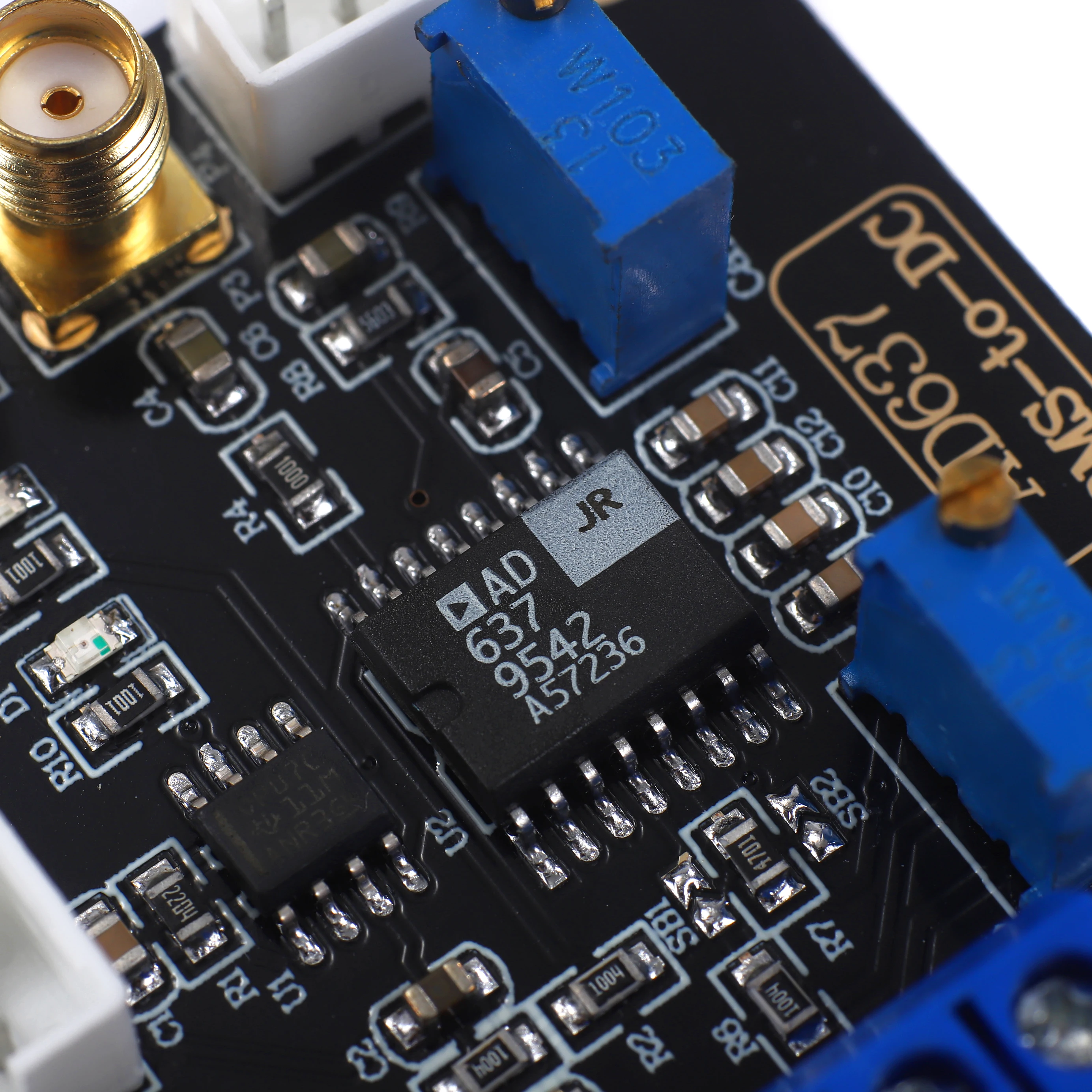 وحدة AD637 وحدة كشف RMS وحدة كشف الجهد الذروة إخراج جهد تيار مستمر مع وظيفة مرشح تمرير منخفض لوحة تجريبية