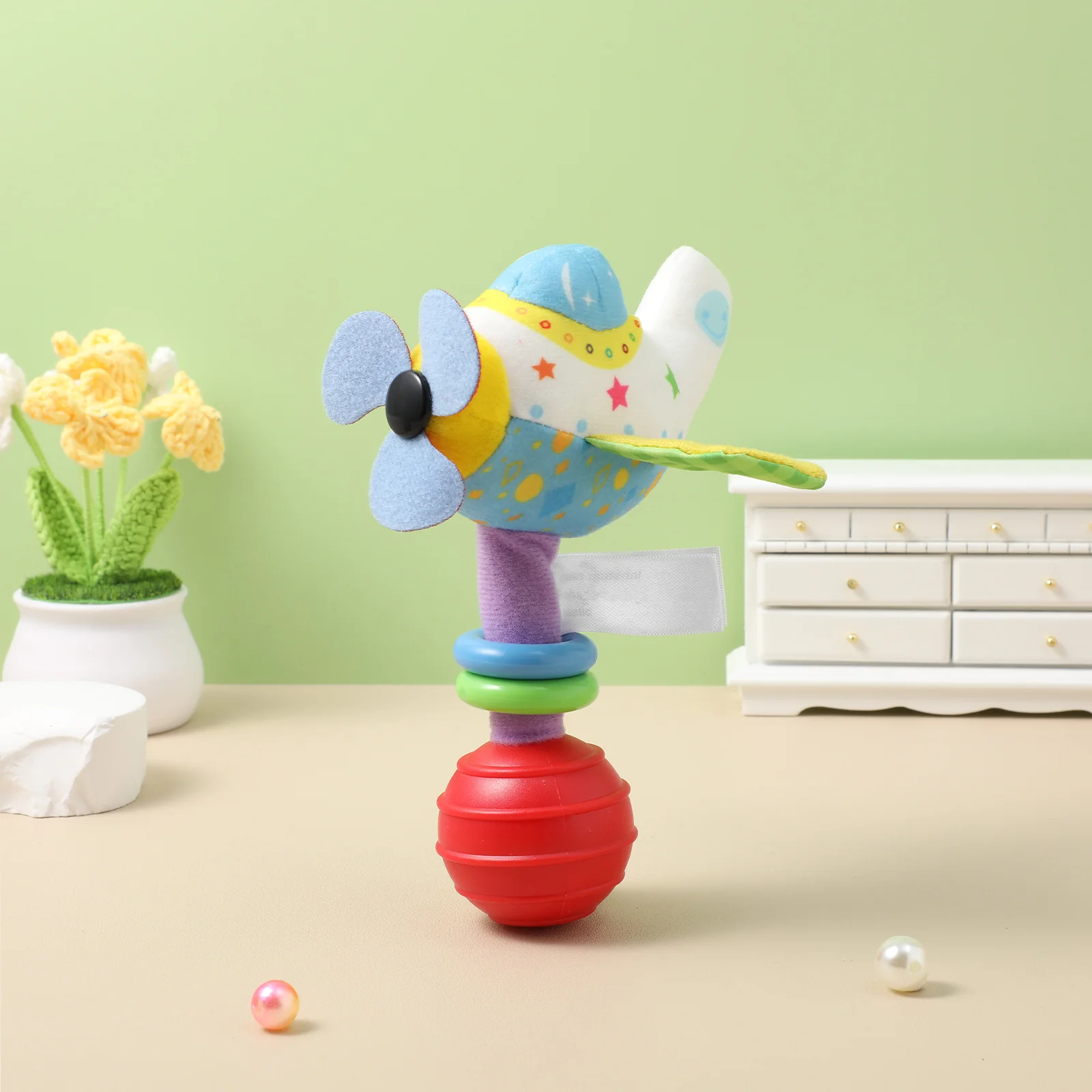 Cama sino avião design brinquedo para bebê recém-nascido mão brinquedos criativos