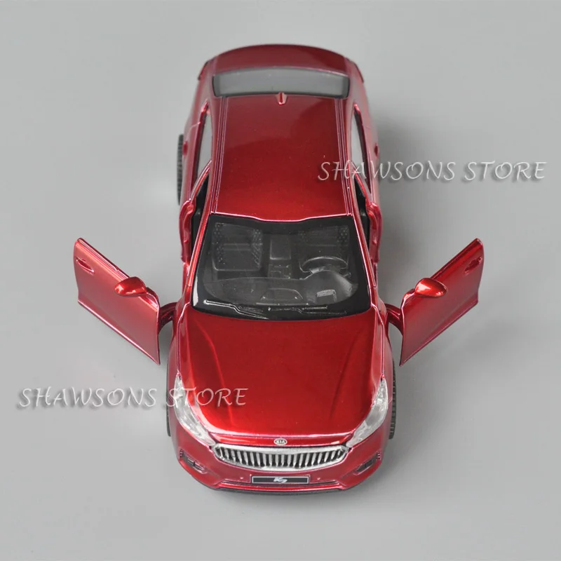 1:41 Scale Diecast Metal Model Car Toy KIA K7 Pull Back Miniature Replica Collectible