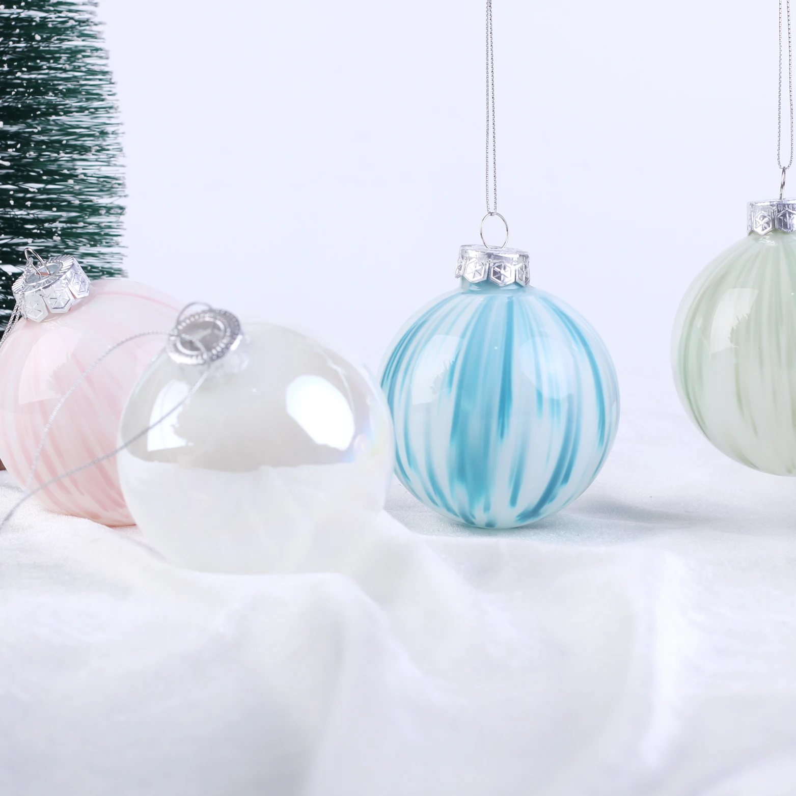 Christmas tree decoration pendant gift 8cm meteor shower glass ball