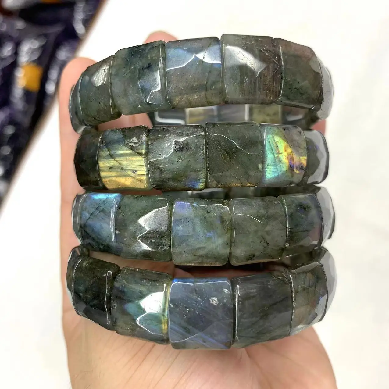 Rainbow labradorite Kő- gyöngyök Karcsat Természetes Drágakő Karperec Bírság ékszer számára Nők számára férfiak számára Adomány Nagybani