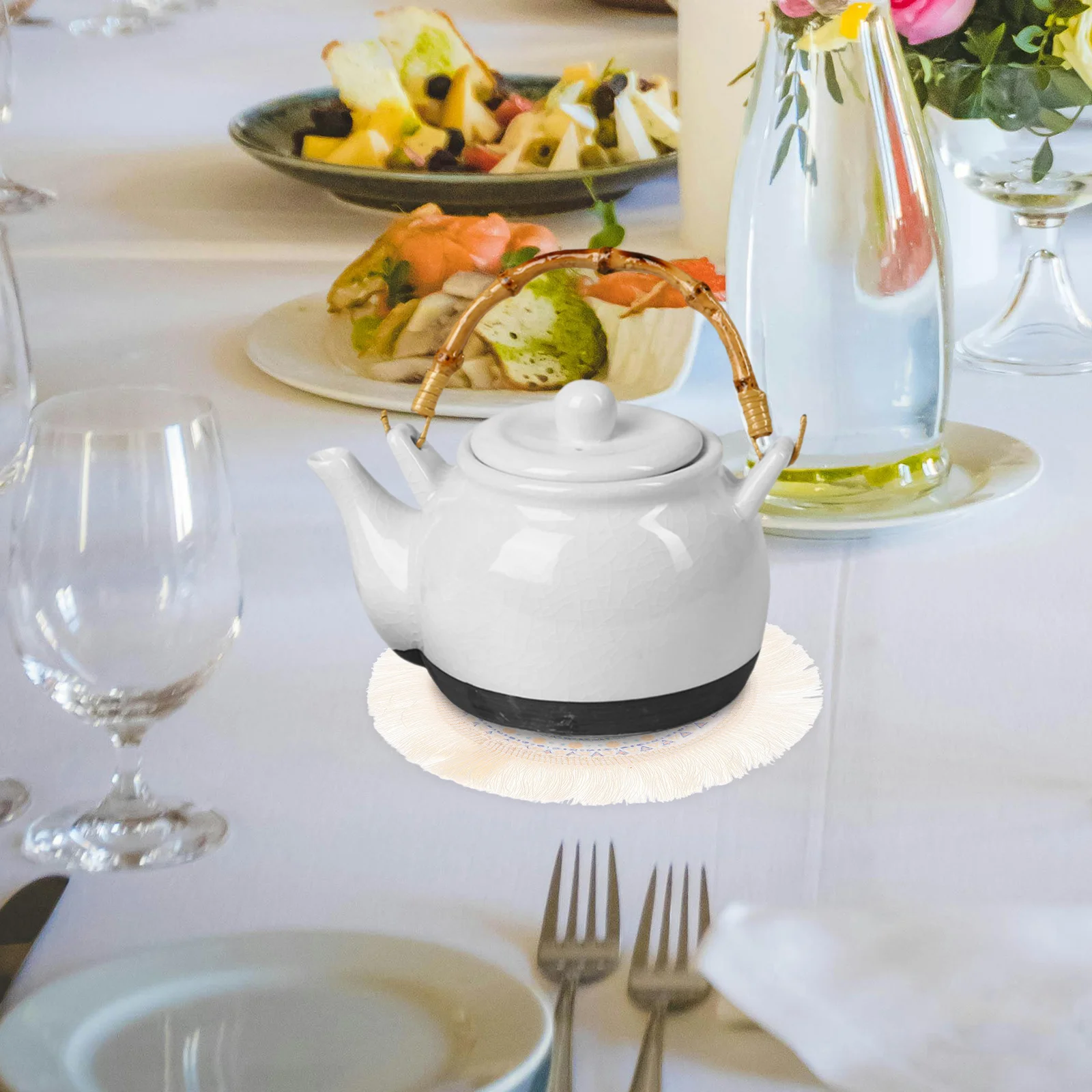 

6pcs Round Woven Placemats Bohemian Style Fabric Table Mats For Dining Kitchen Heat Insulation Tassel Design Farmhouse Coasters