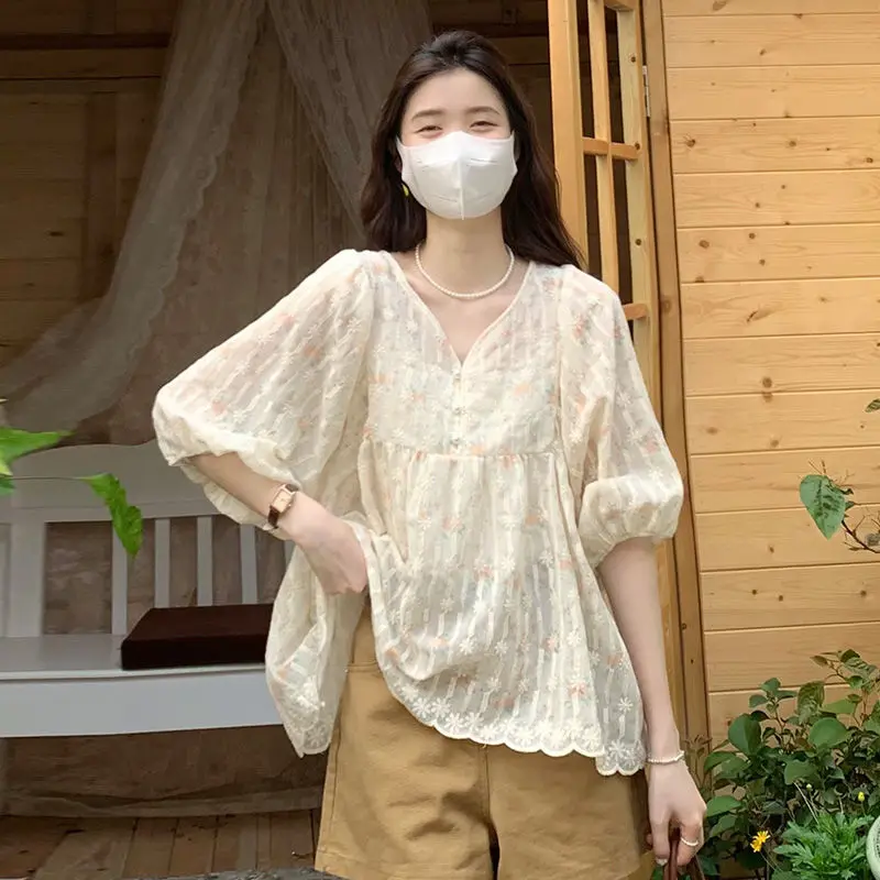 

French Sweet V Neck Floral Blouse Women Summer Loose Bubble Sleeve Mid Sleeve Top