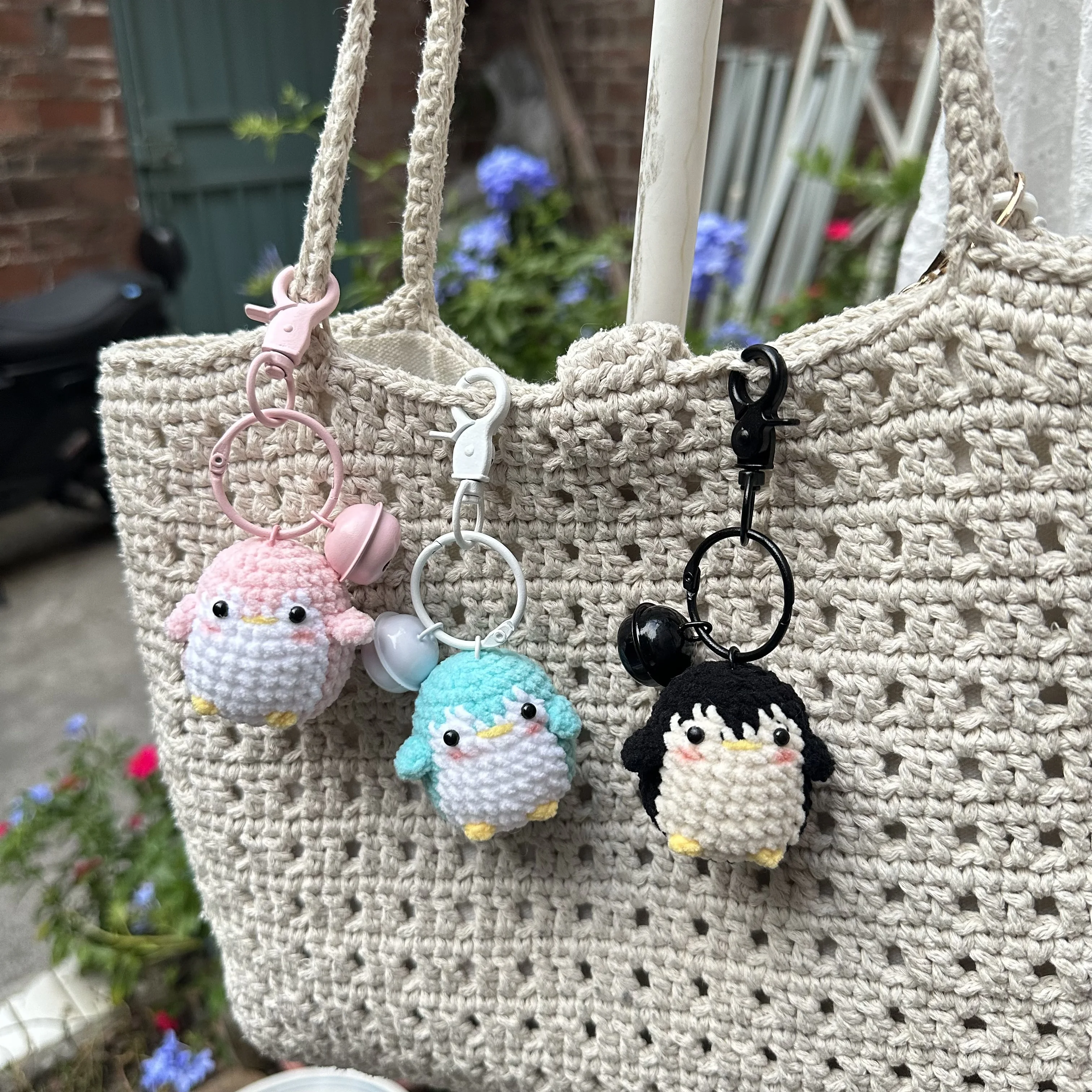 Finished Handmade Creative Cute Cotton Wool Penguin Doll Crochet Keychain Wholesale Knitting Bag Pendant Car Keyrings Wholesale