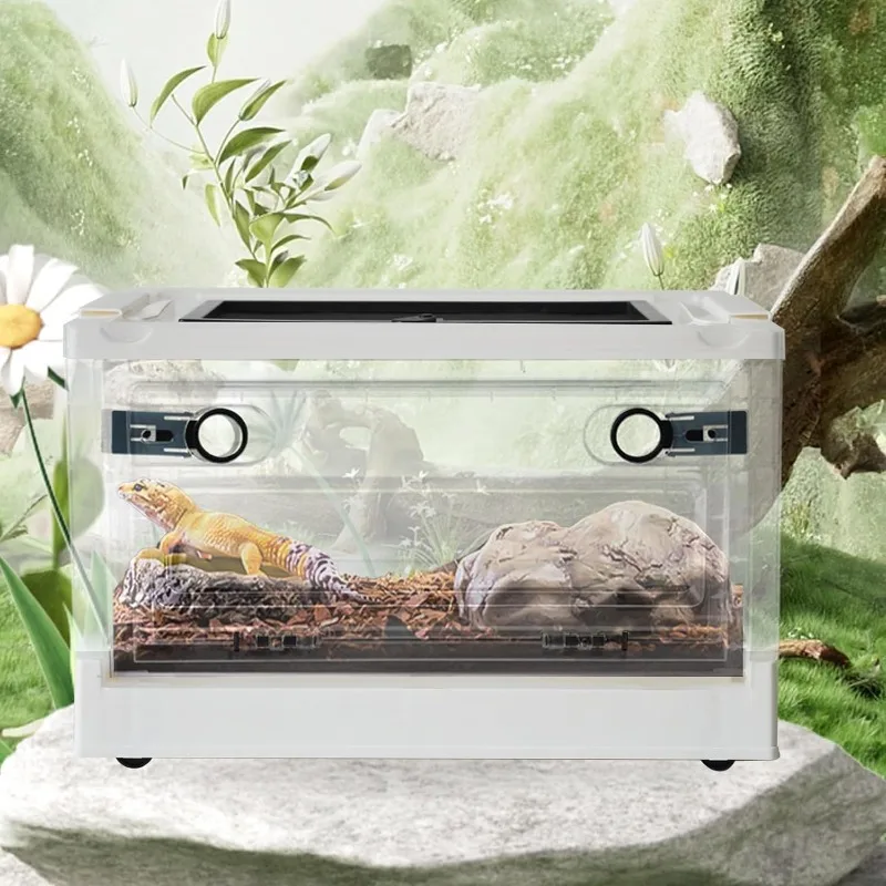 Plastic Reptile Feeding Box with Wheels 360 ° Panoramic View Suitable for Small Invertebrate Portable Transport Containers