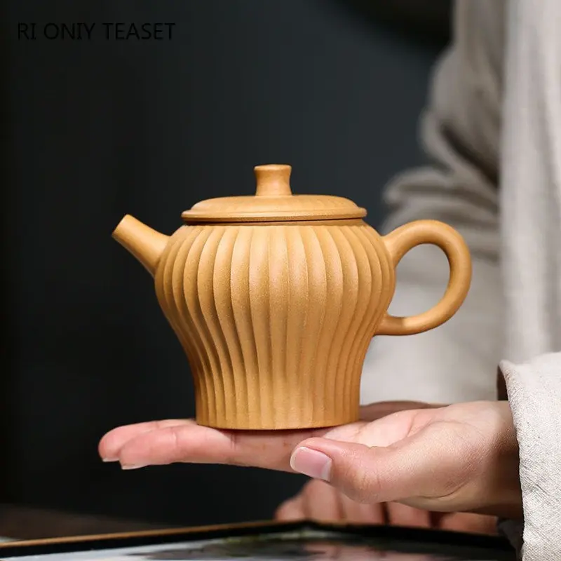 230ml Chinese Yixing Purple Clay Teapots Famous Handmade Stripe Shape Tea Pot Raw Ore Gold Section Mud Kettle Zisha Tea Set