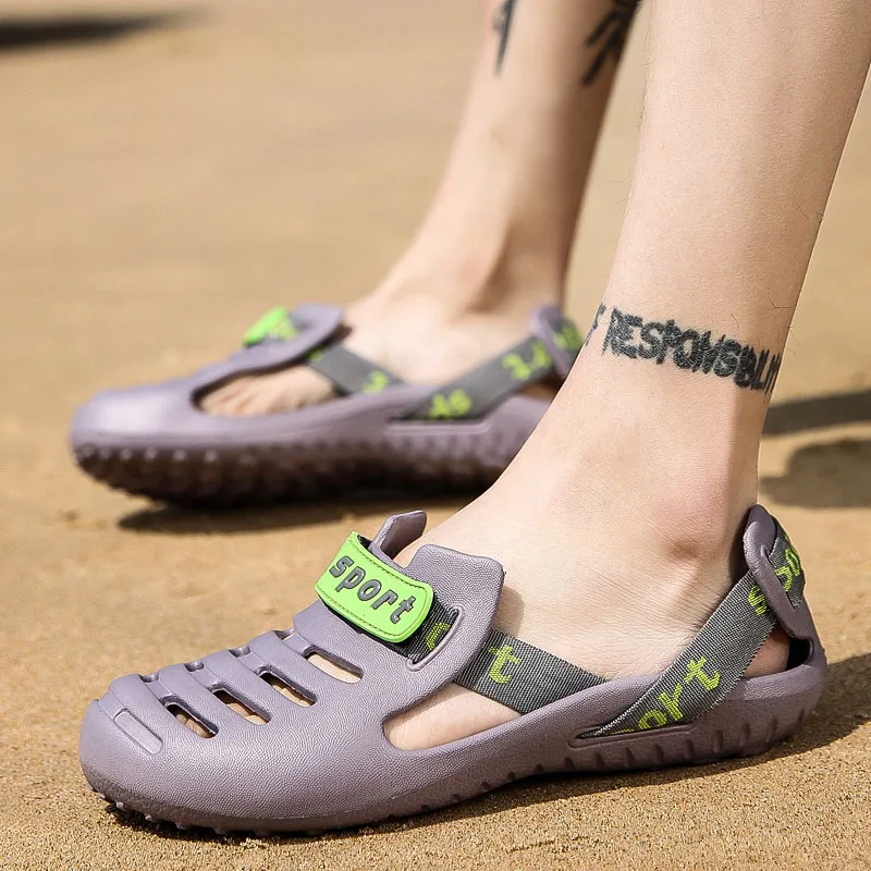 Summer Men's Sandals 2026 New Breathable Beach Shoes Lightweight Plus Size Hollow Slippers Shallow Shoes for Men High Quality