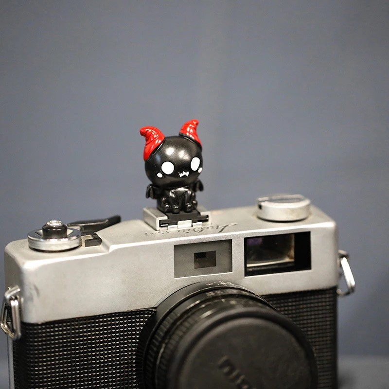 Demon tutup pelindung sepatu panas kamera SLR, penutup sepatu panas tahan debu kartun lucu fotografi