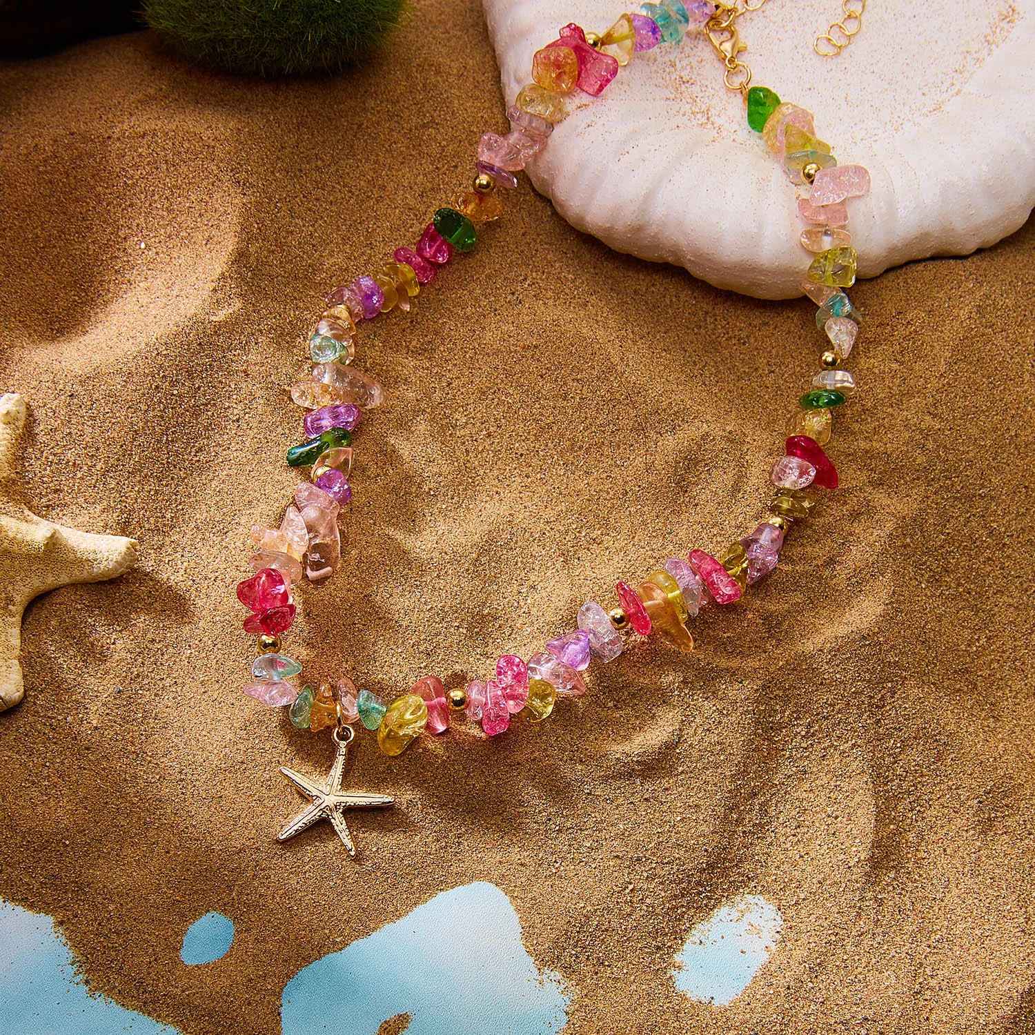 Bohemian Summer Beach Colorful Natural Flake Beaded Necklace Gold Starfish Pendant Necklace Women's Vacation Neck Jewelry