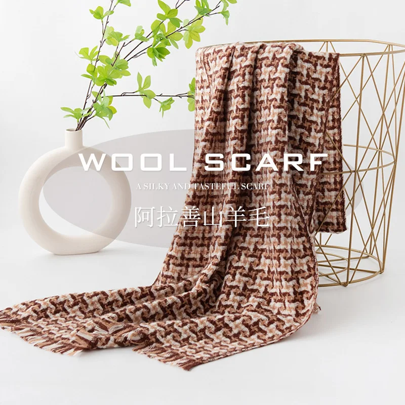 2024 Autumn/Winter New Thickened Plaid 100% Sheep Wool Cashmere Scarf for Female Couples Fashion Commuting Scarf