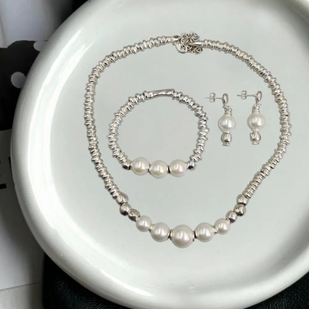 2026 Spring Retro Palace Style Pearl Bead Set Jewelry Three Piece Set Gift for Friends' Banquet