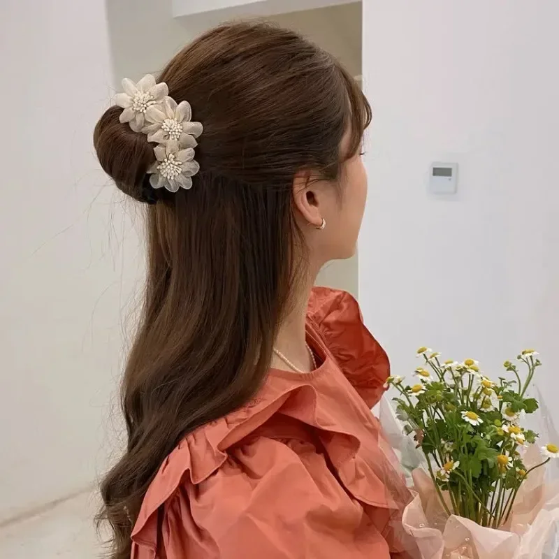 Elegant Pearl Lazy Hair Curler Bow Barrettes Braided Hair Artifact Vintage Women Flower DIY Hair Maker Tools Scrunchies Headwear