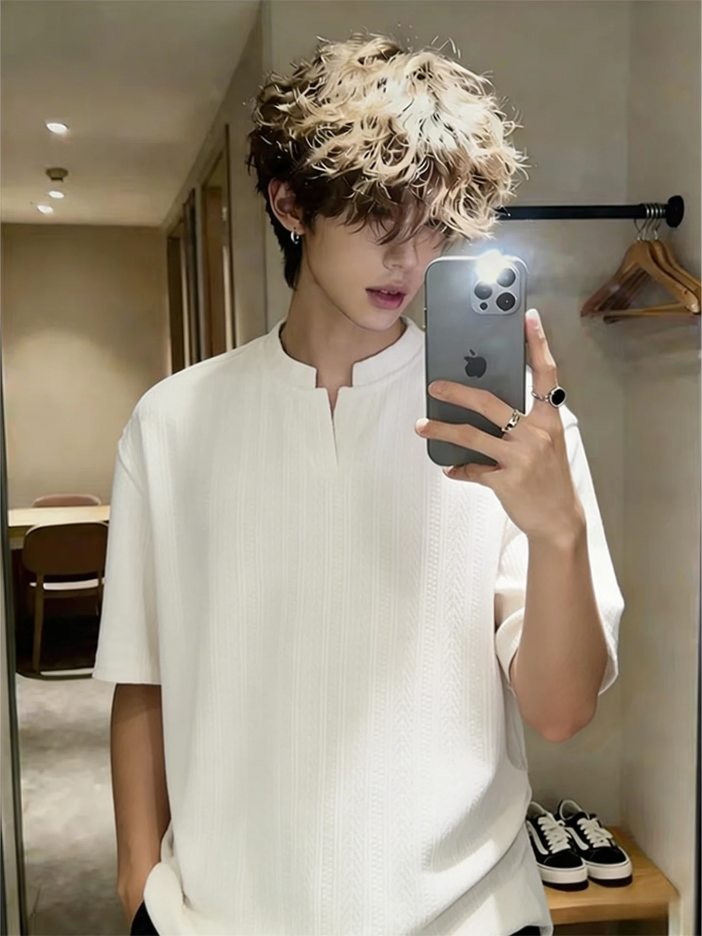 Men's Summer V-Neck Wheat Pattern Short Sleeve T-Shirt Fake Two-Piece Classic American Style Breathable Loose Fit Teen Fashion