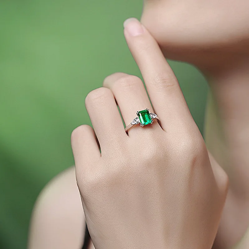 Lab Gem Wedding Band Ring 925 Sterling Silver 18K Gold Plated Emerald Band Engagament Rings Wholesale