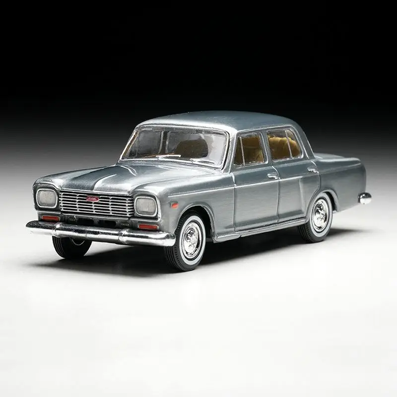 【In Stock】XCARTOYS 1/64 polished paint version of old Shanghai alloy car model, ideal for gift giving and a collectible item.