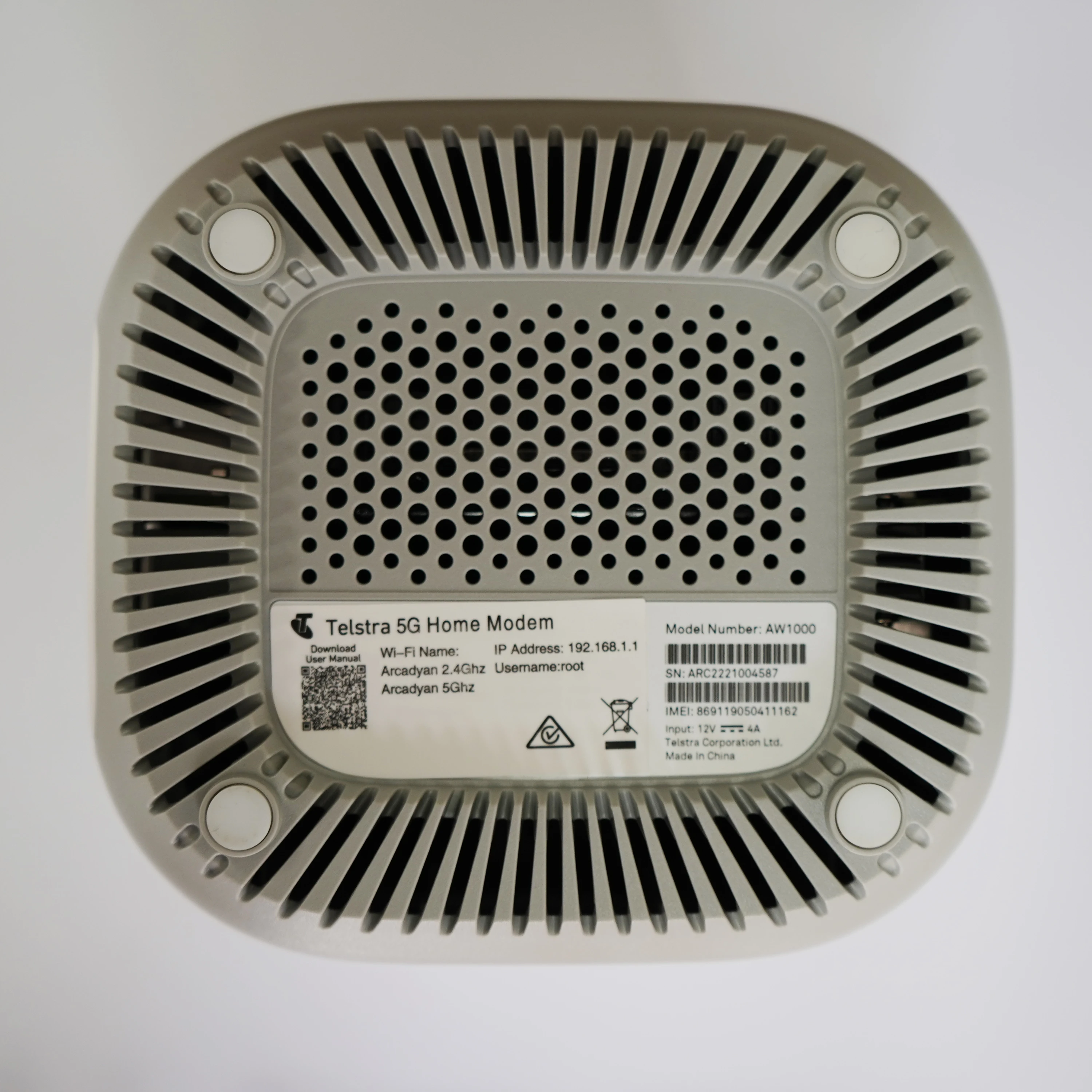 ZEARTS Modem domestico Arcadyan Telstra 5G sbloccato AW1000 Wi-Fi 6 AX3600 5G CPE (95-99% nuovo)